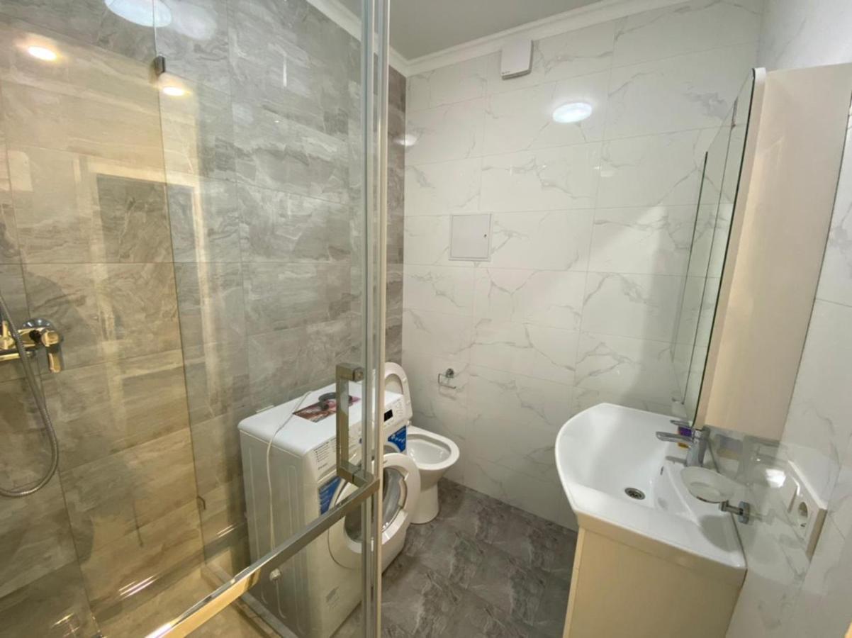 Vip Apartment Mountain View Almaty Eksteriør billede